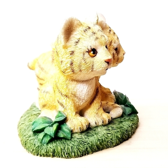Vintage 1996 Endangered Young 'Uns "Timid Tigers" Figurine Sculpture by Hamilton - Picture 3 of 7